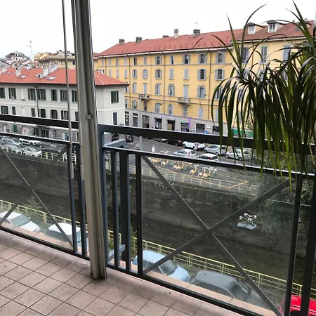 La Casa Sul Naviglio Apartamento Milão